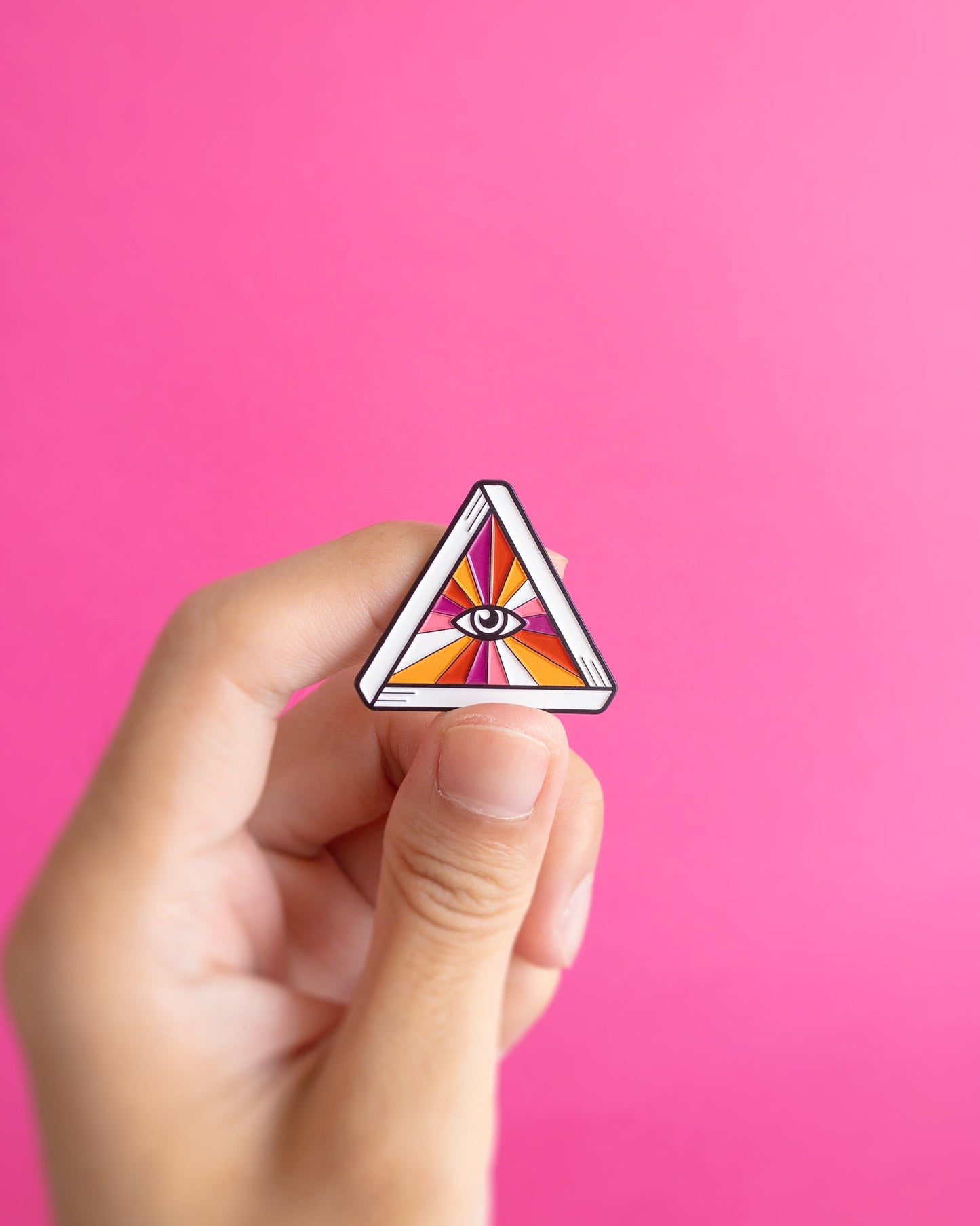Queer eye (lesbian) — enamel pin