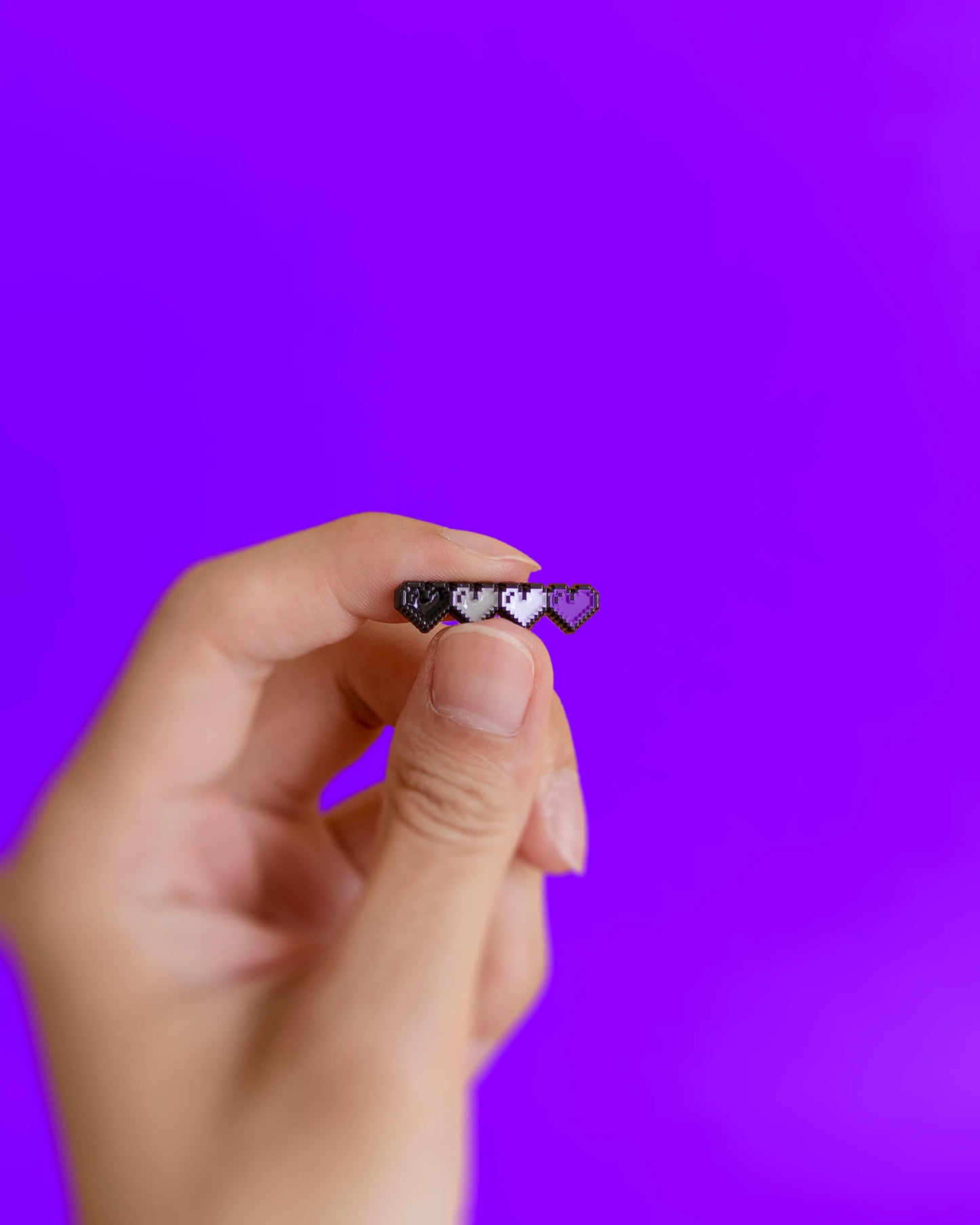Pixel hearts (asexual) — enamel pin