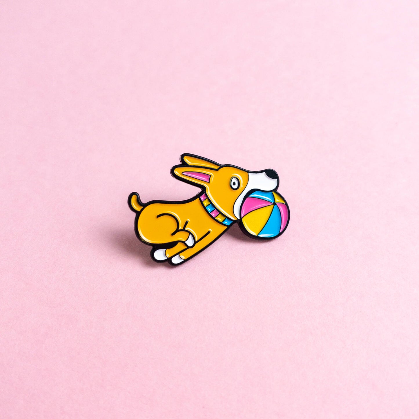 Doggo (pansexual) — enamel pin