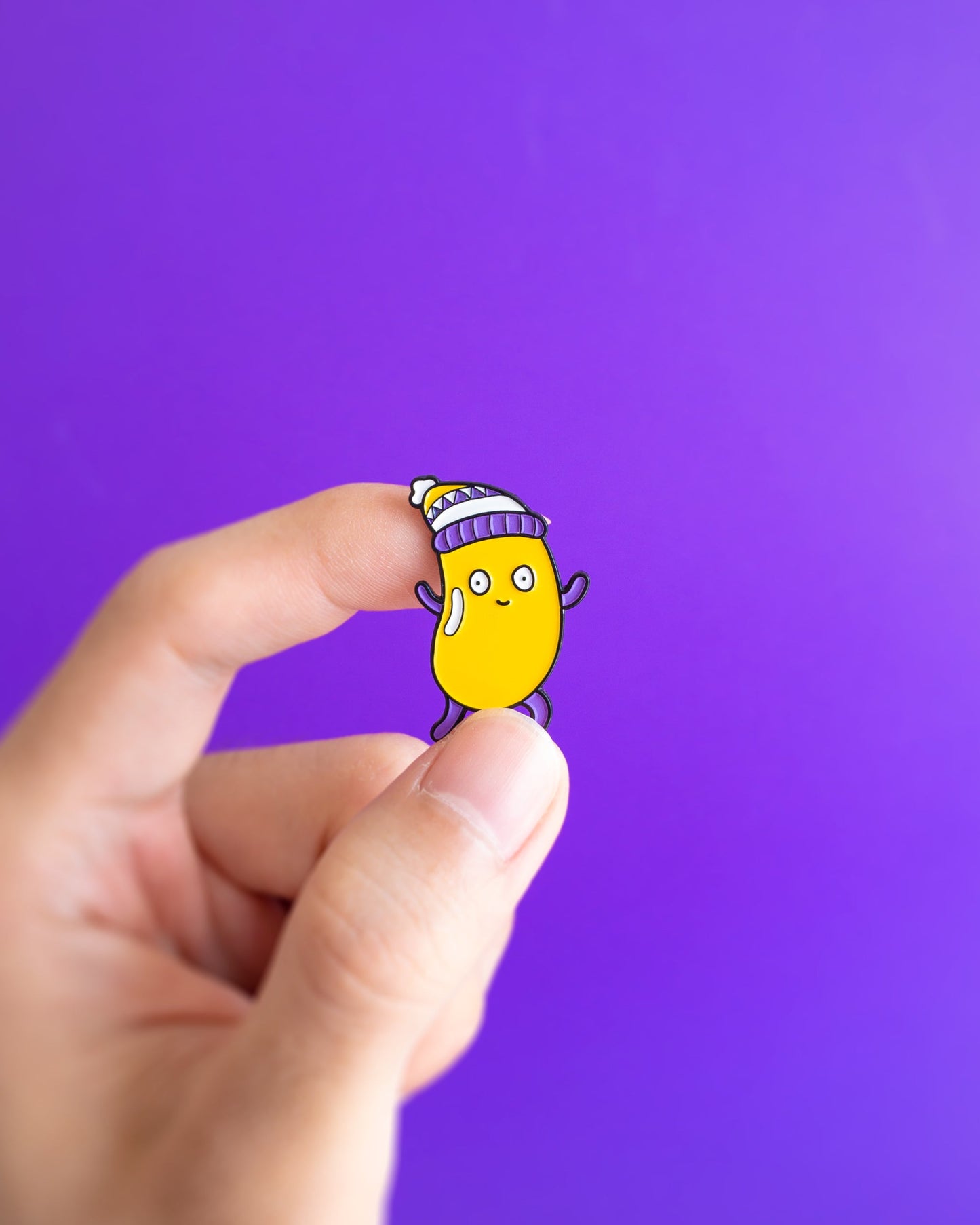 Enbean (enby) — enamel pin