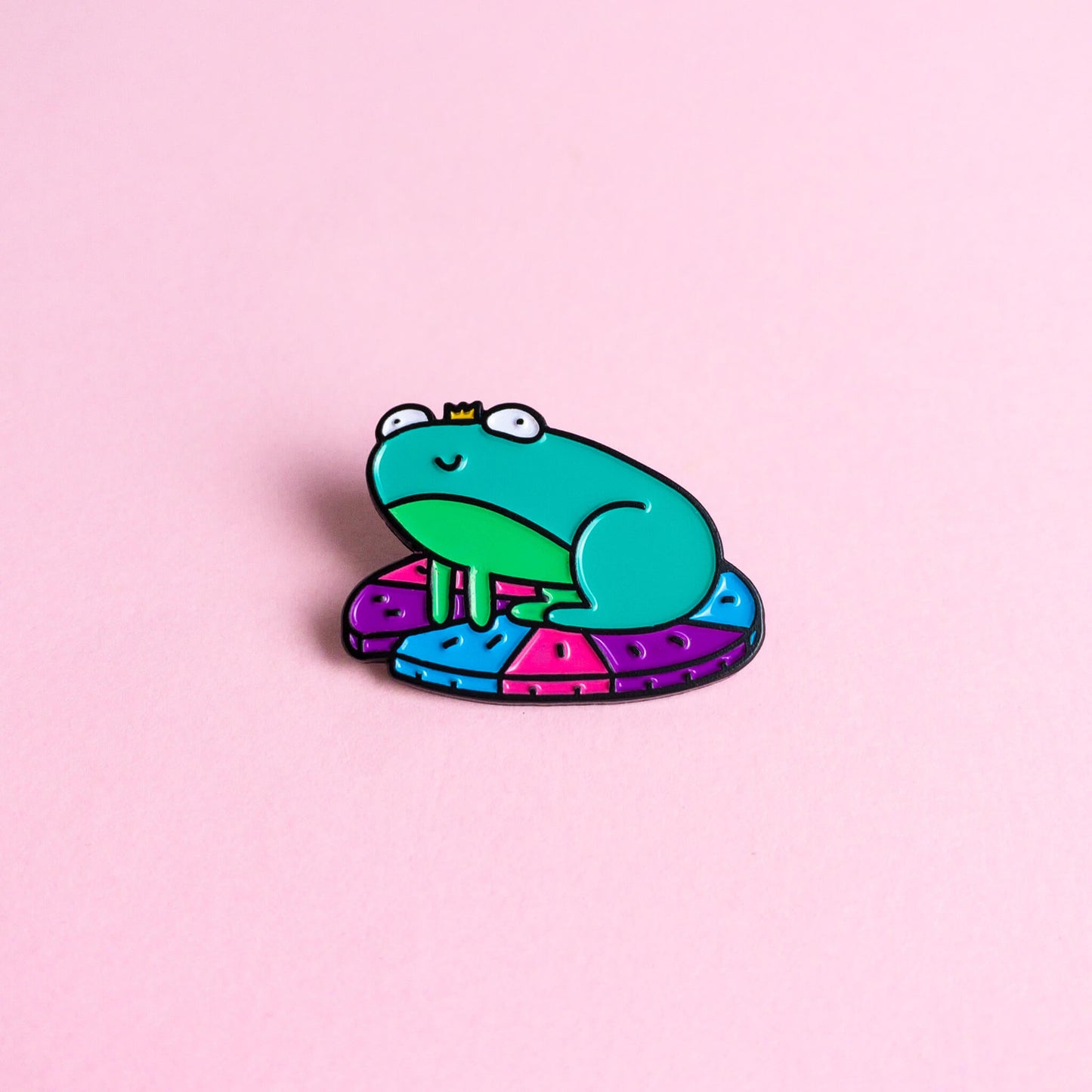 Frog (bisexual) — enamel pin