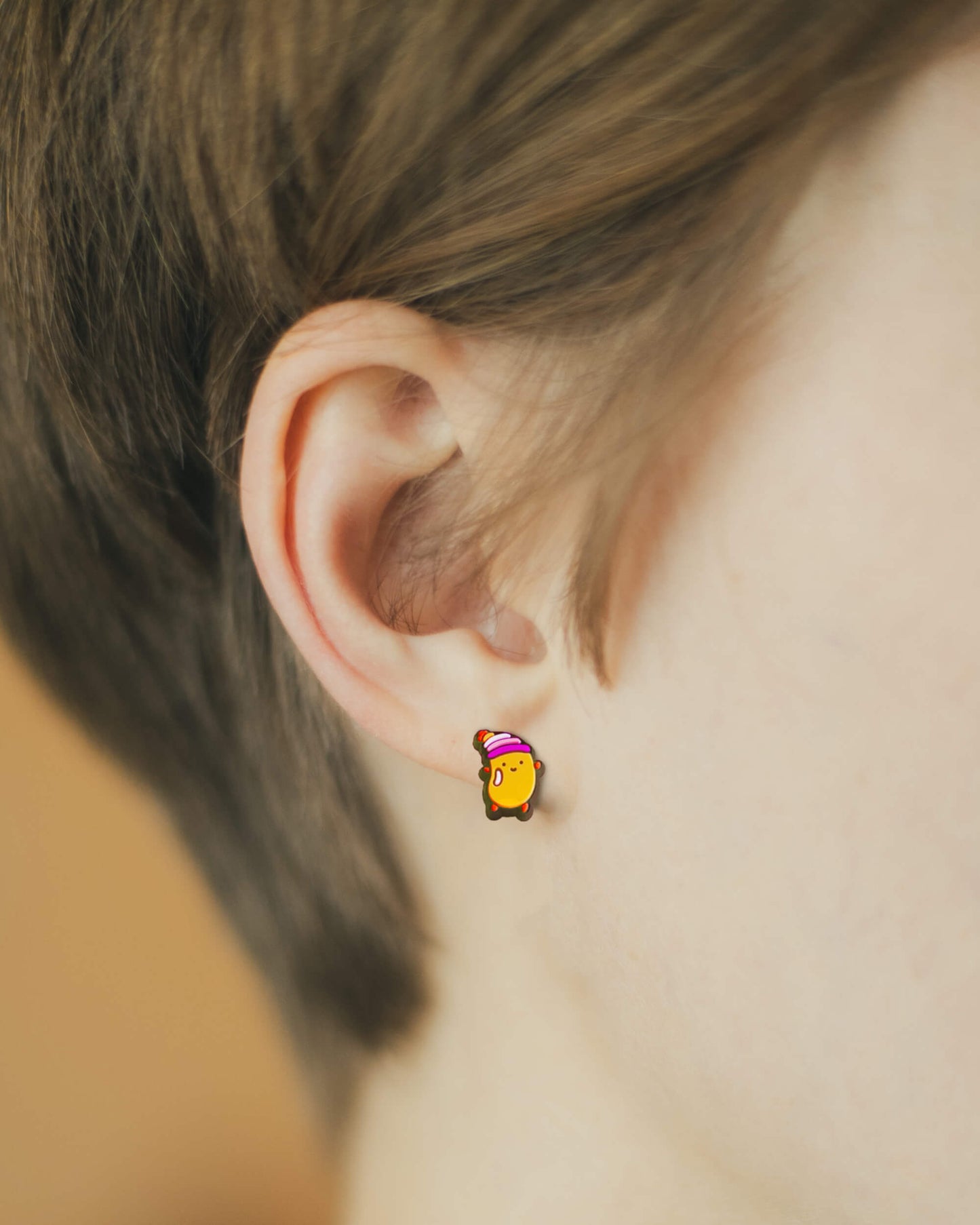 Lesbean — mini stud earrings